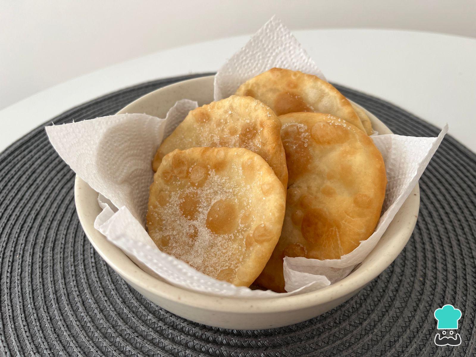 Tortas fritas con harina leudante y leche Receta FÁCIL
