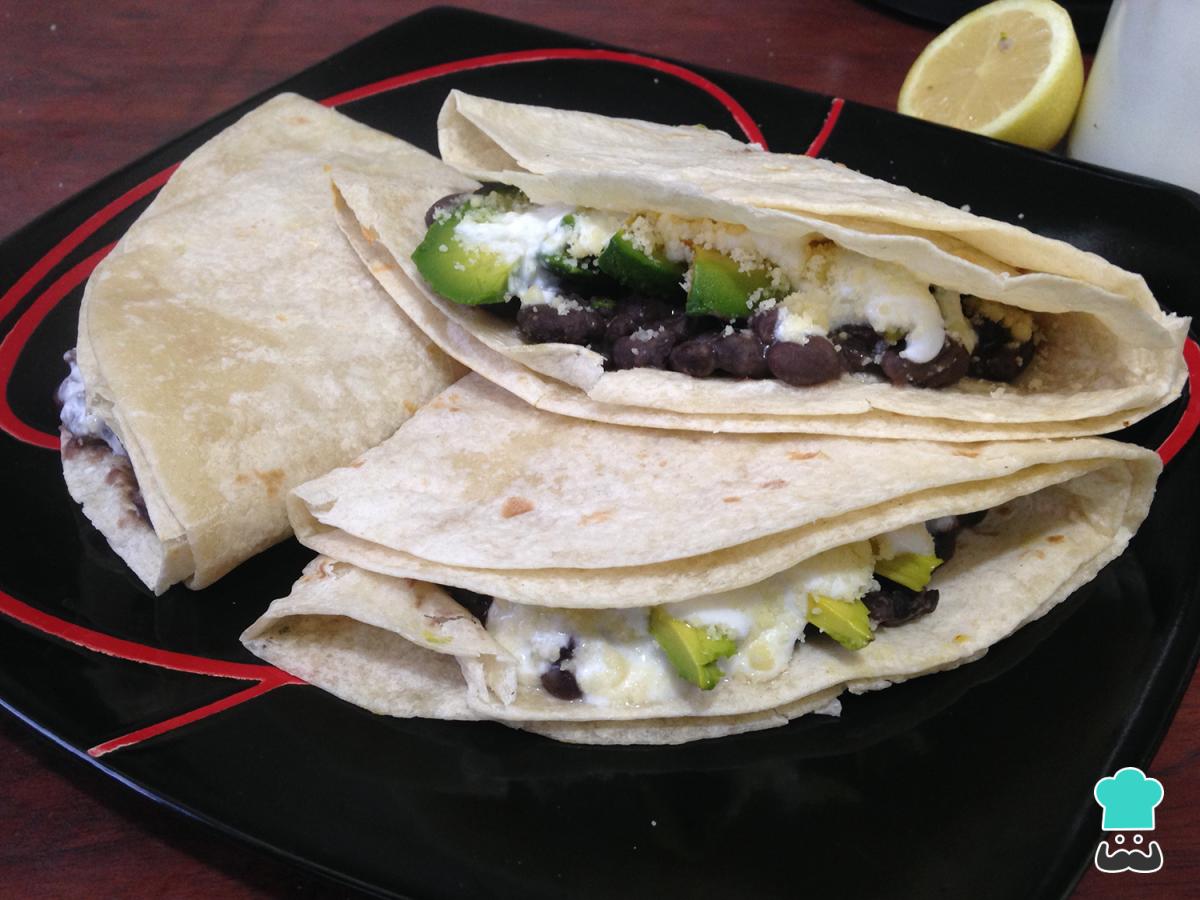 Receta de Baleadas hondureñas