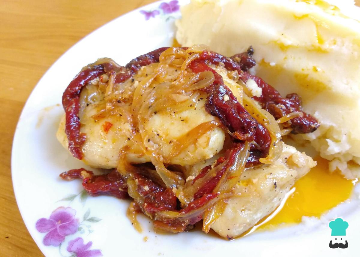 Receta de Pescado con cebolla y pimientos