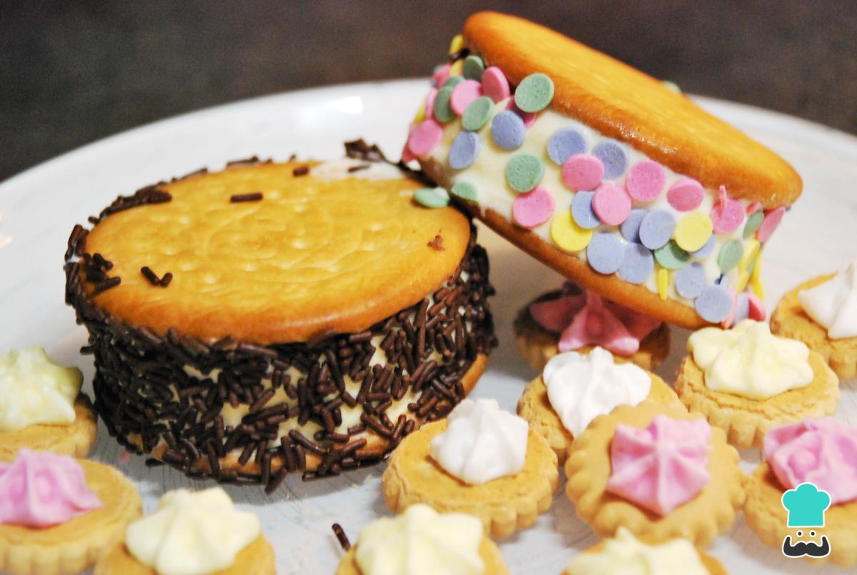 Receta de Sándwich de helado con galletas María