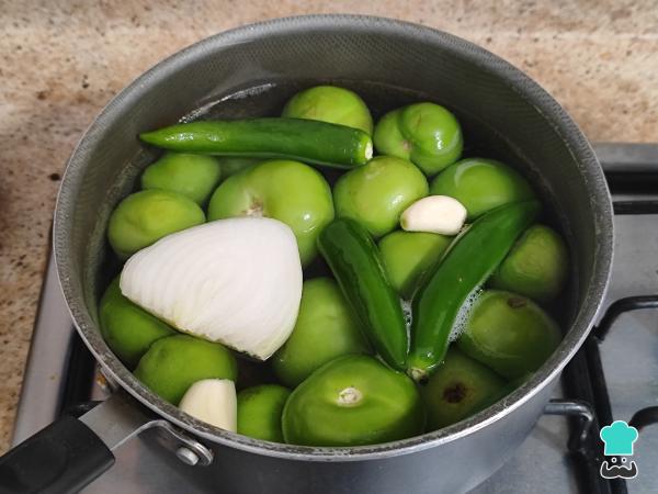 Receta de Chilaquiles verdes con bistec - Paso 2