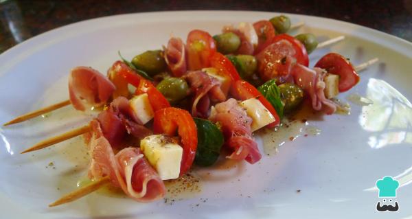 Receta de Pinchos fríos Caprese