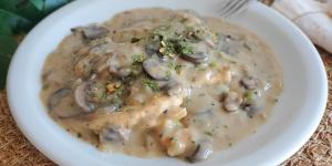 Receta de Pollo en salsa de champiñones sin nata