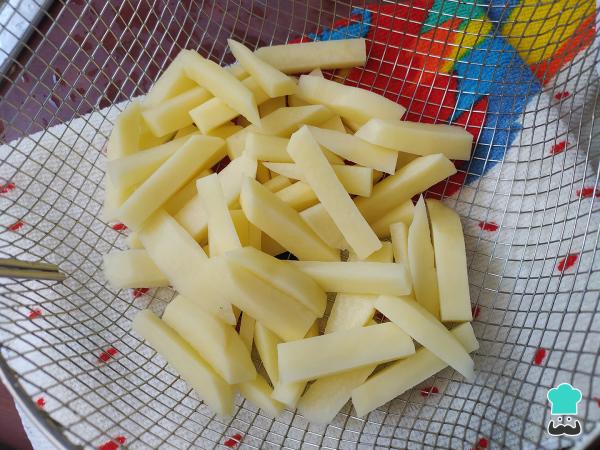 Receta de Salchipapas peruanas - Paso 2
