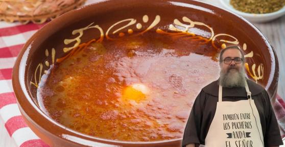 Fray Ángel, cocinero: “La sopa de ajo más rica no se hace con aceite, sino con 120 g de tocino y 3 yemas de huevo”