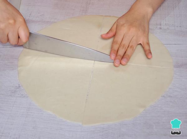 Receta de Croissants con masa de hojaldre - Paso 2