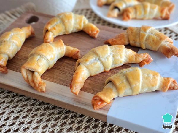 Receta de Croissants con masa de hojaldre - Paso 7