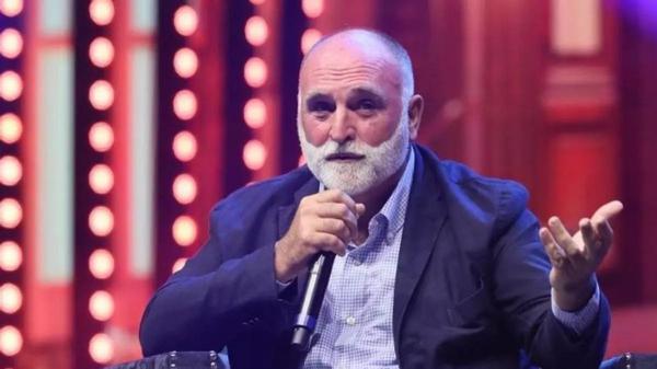 No tires el jugo de los pimientos del piquillo: el truco de los grandes chefs para una salsa irresistible - El truco de José Andrés: triturar el jugo junto a los pimientos