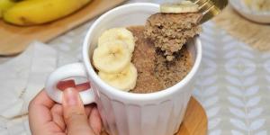 Receta de Bizcocho de avena y plátano en taza: esponjoso y listo en 2 minutos en el microondas
