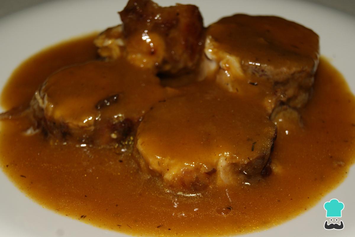 Receta de Pollo relleno de jamón ibérico y ternera.