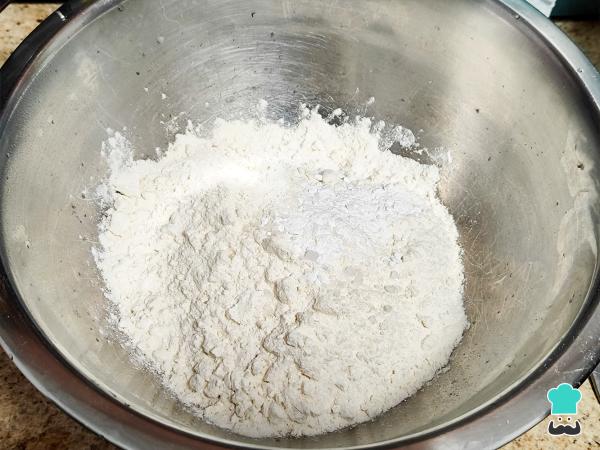 Receta de Pan de elote de lata - Paso 2