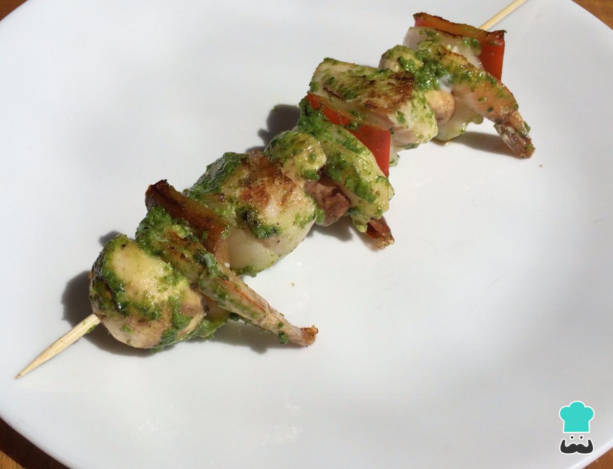 Receta de Brochetas de pollo y langostinos