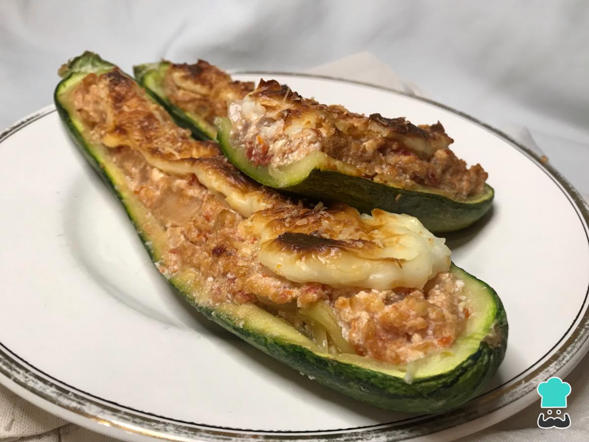 Receta de Zapallitos rellenos con salsa blanca