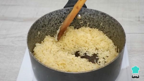 Receta de Arroz blanco de la abuela: el truco casero para que quede siempre suelto y no se pegue - Paso 2