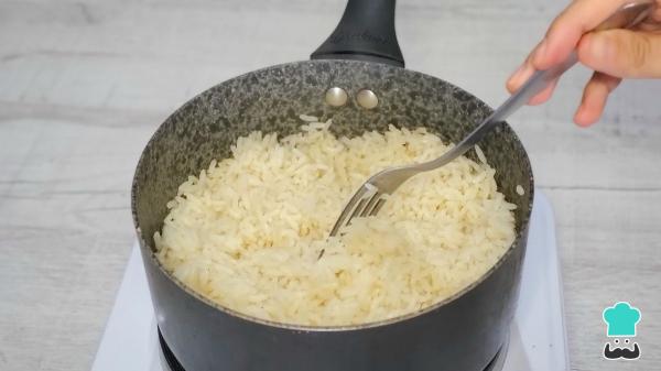 Receta de Arroz blanco de la abuela: el truco casero para que quede siempre suelto y no se pegue - Paso 5