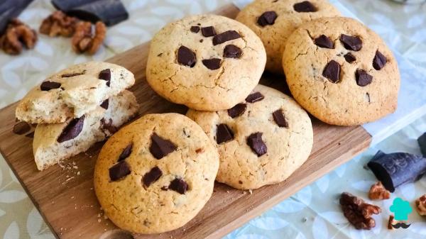 Receta de Cookies americanas sin gluten: el truco definitivo para que queden tiernas por dentro y crujientes por fuera