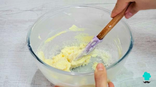 Receta de Cookies americanas sin gluten: el truco definitivo para que queden tiernas por dentro y crujientes por fuera - Paso 1