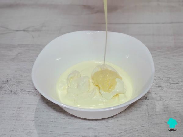 Receta de Tarta fría de limón y galletas sin horno: un postre cremoso, fácil y perfecto para el verano - Paso 1