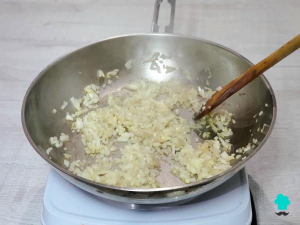Receta de Lasaña de pollo y champiñones: fácil, cremosa y muy jugosa - Paso 3