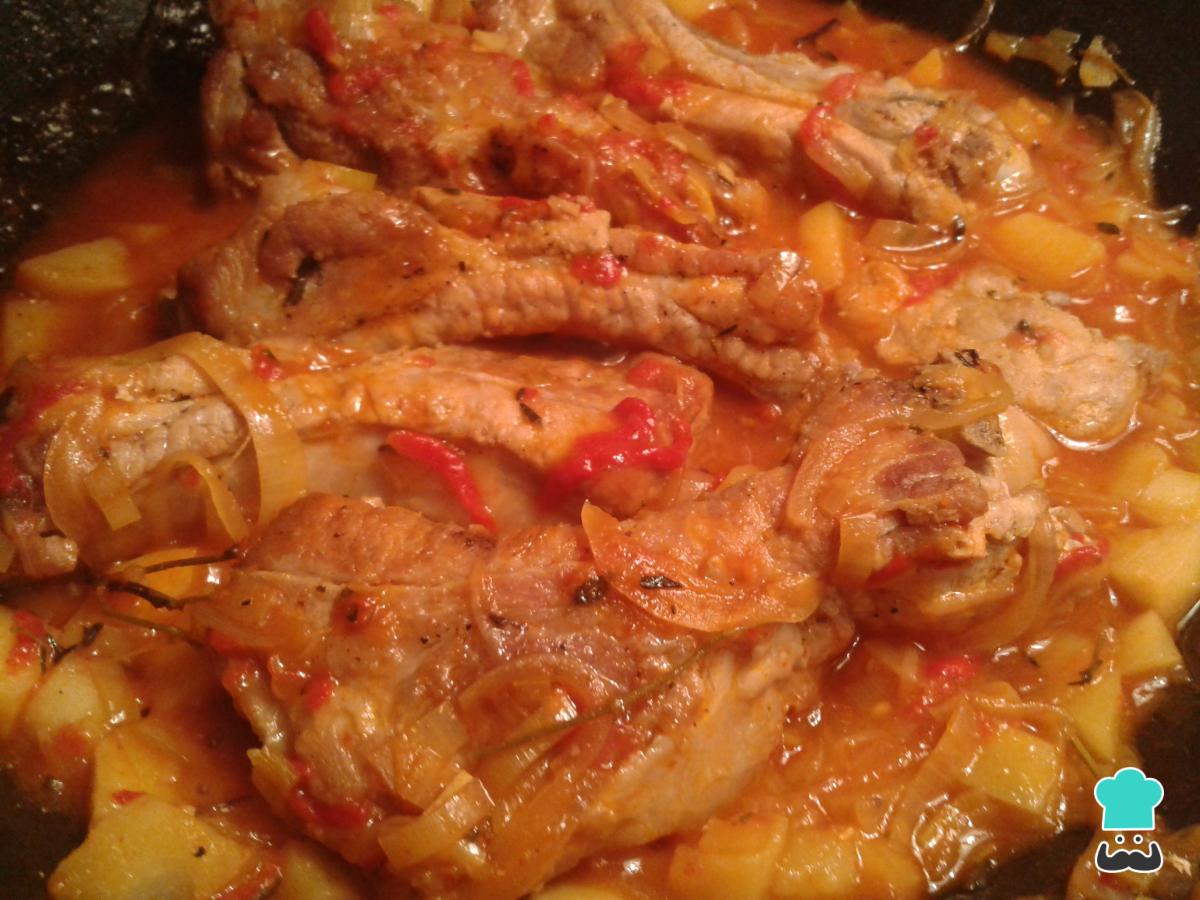Receta de Patatas con costillas de cerdo