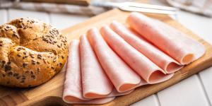 El pan sin gluten, la horchata valenciana y el jamón de pavo: estos son los productos que se ven afectados por la normativa europea