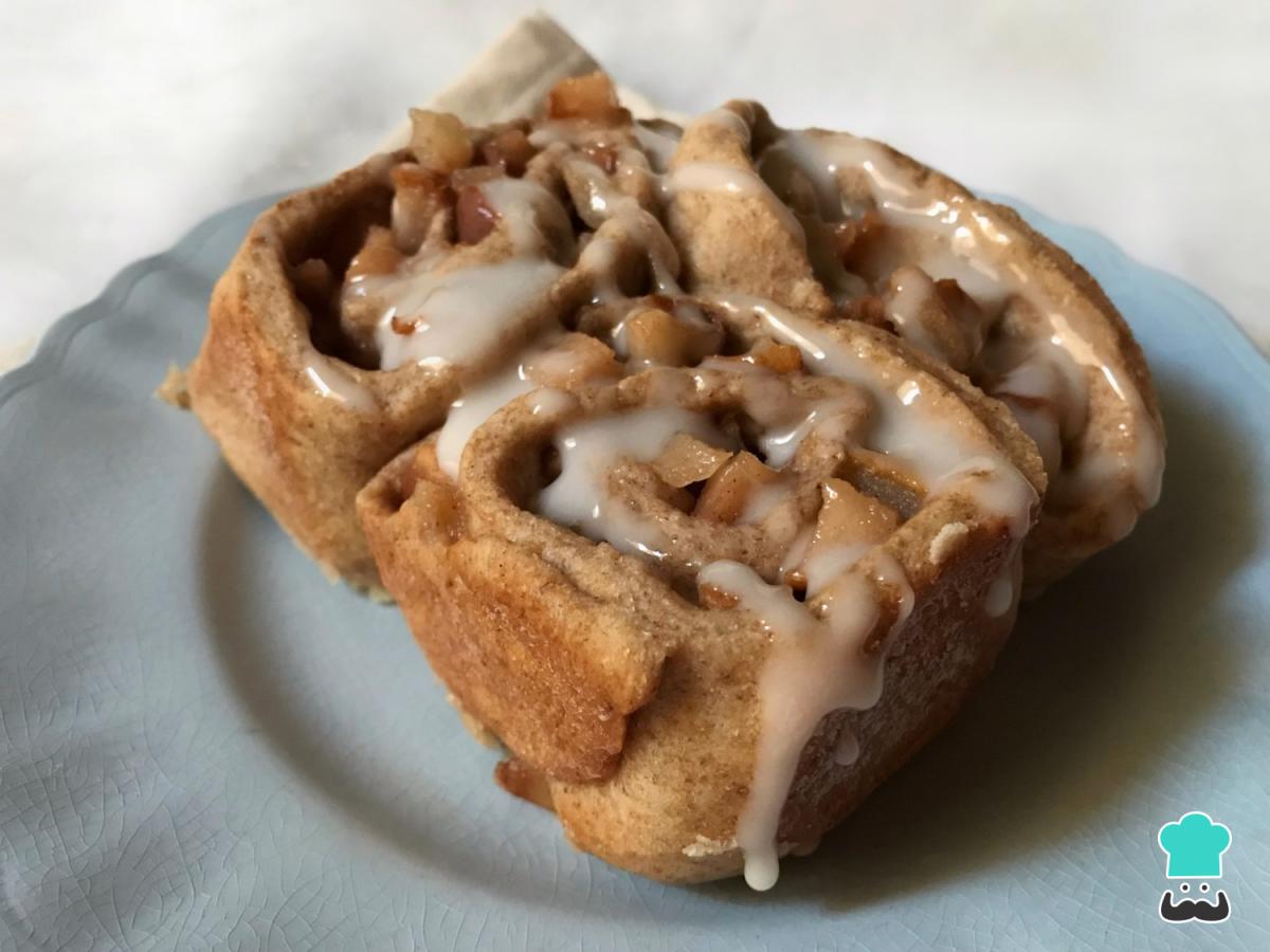 Receta de Rollos de canela y manzana