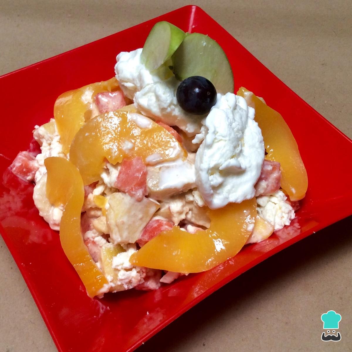 Receta de Ensalada de frutas con queso