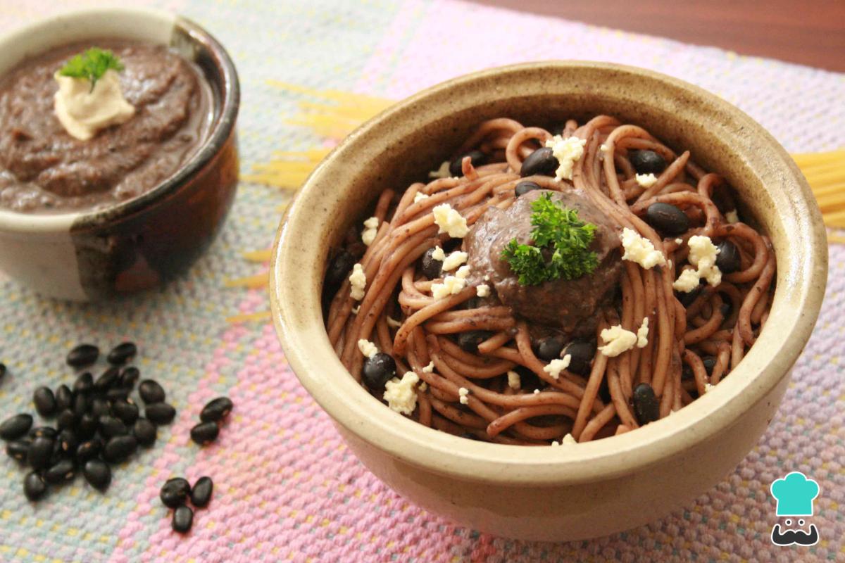 Receta de Espaguetis con caraotas