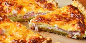 Receta de Quiche Lorraine: la clásica tarta salada francesa fácil y muy cremosa