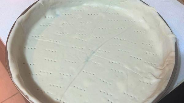 Receta de Quiche Lorraine: la clásica tarta salada francesa fácil y muy cremosa - Paso 1