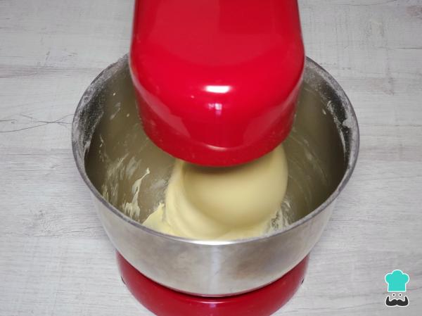 Receta de Pan de muerto sin azúcar - Paso 3