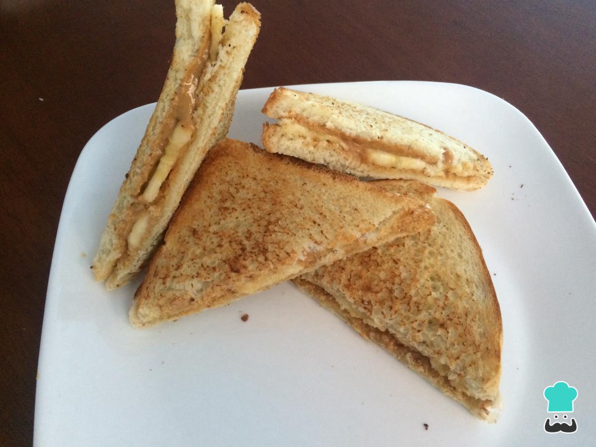 Receta de Sándwich de mantequilla de maní y banana