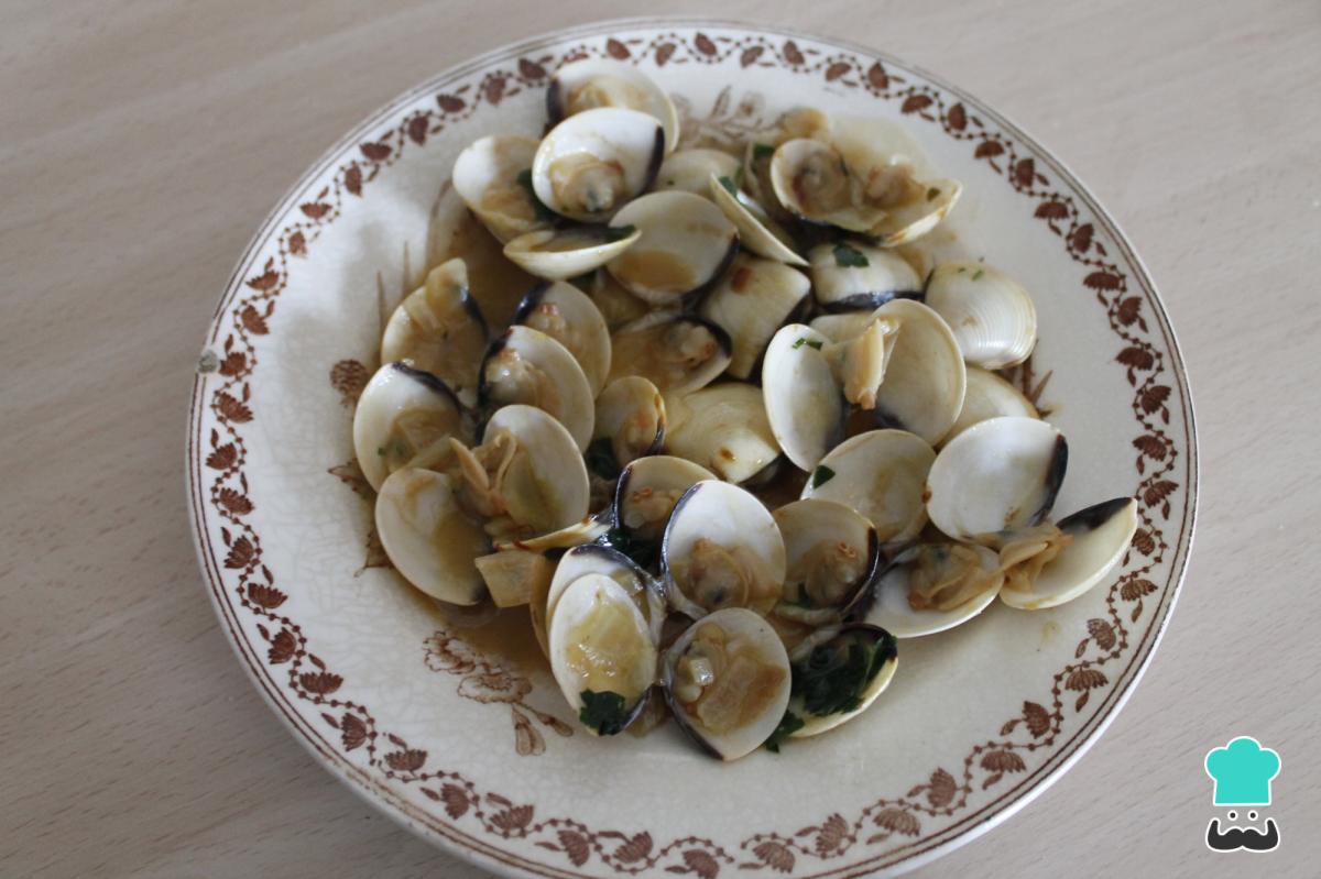 Receta de Almejas a la andaluza
