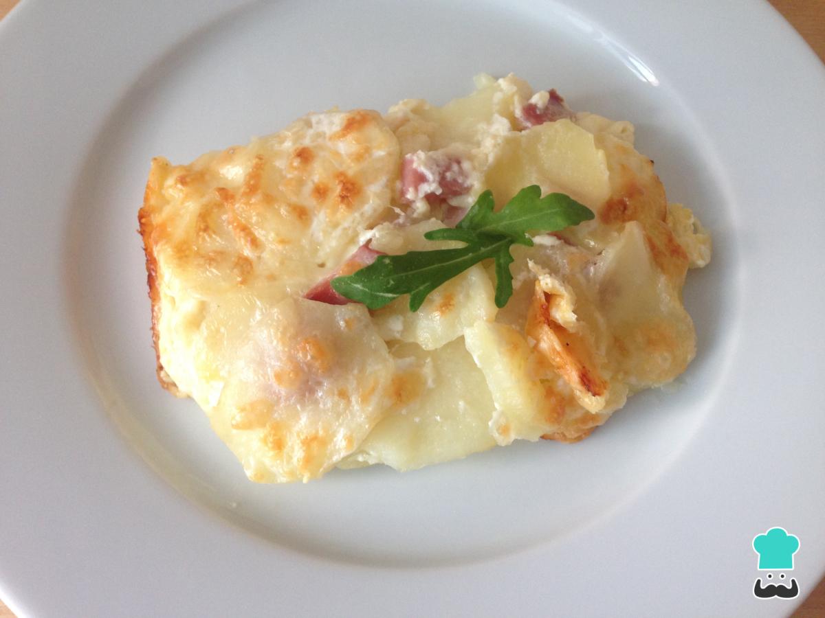 Receta de Pastel de patata con bacon y queso