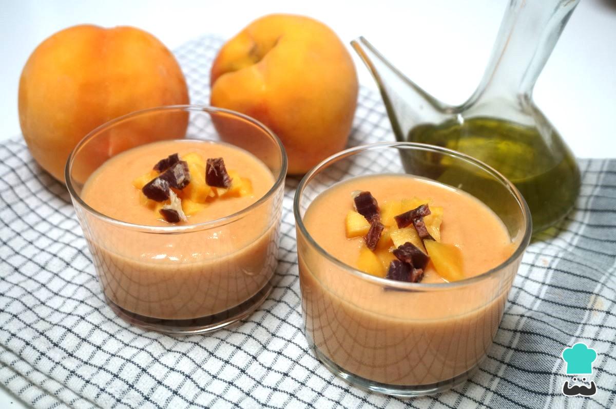 Receta de Salmorejo de melocotón