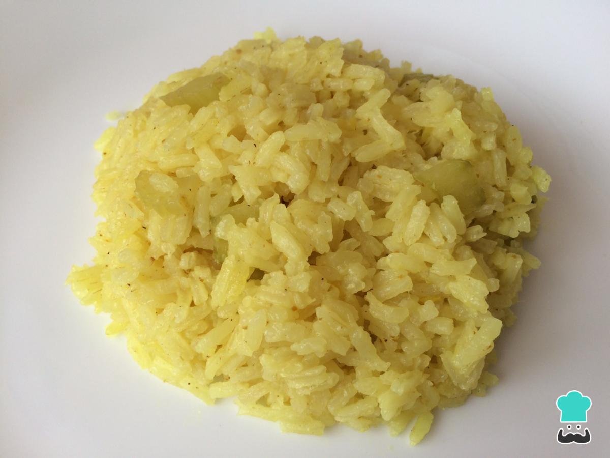 Receta de Arroz al curry con apio