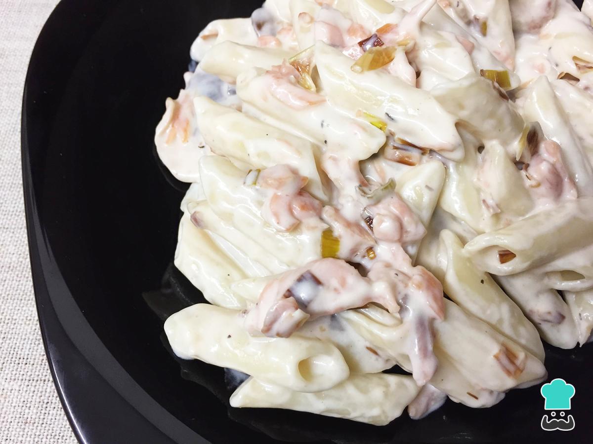 Receta de Pasta con salmón ahumado y nata
