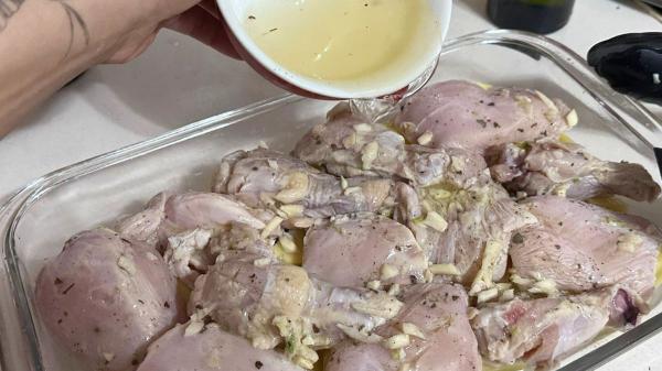 Receta de Pollo al limón de la abuela: jugoso, tierno y lleno de sabor - Paso 6