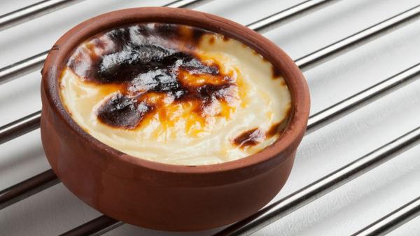 Los cocineros asturianos coinciden: “El arroz con leche más cremoso se hace con arroz cocido en agua y el azúcar se añade al final” - La mantequilla y el azúcar quemado también son importantes