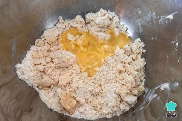 Receta de Kuchen de manzana con crema pastelera - Paso 1