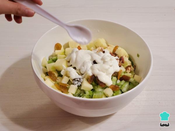 Receta de Ensalada de manzana y apio - Paso 5