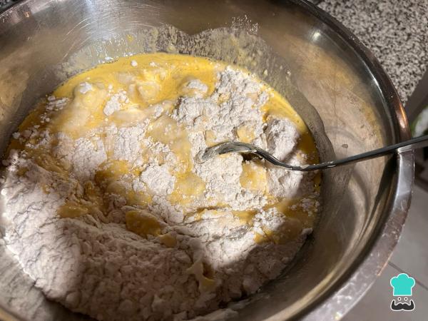 Receta de Empanadas fritas chilenas - Paso 16