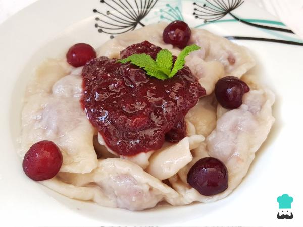 Receta de Vareniki ucraniano de cerezas