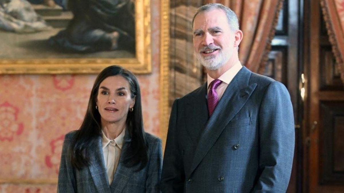 De verduras ecológicas a pescado salvaje: los alimentos que comen Felipe VI y la reina Letizia en Zarzuela