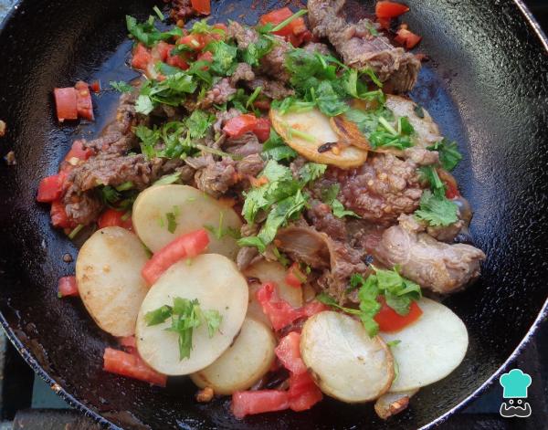 Receta de Bistec ranchero con papas - Paso 4