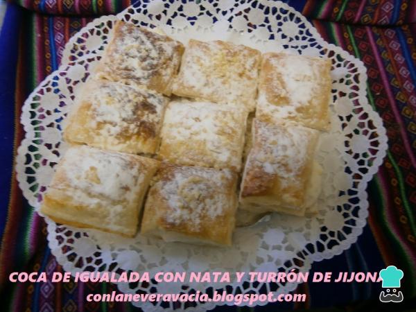 Receta de Coca rellena de nata