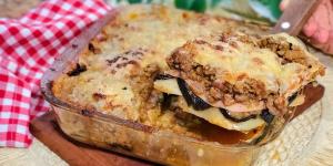 Receta de Musaka de berenjenas, jamón york y queso: el plato al horno más cremoso y fácil
