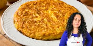Rosa González, madre cocinera: “La mejor tortilla de patatas para verano se prepara en dos capas y se rellena con mayonesa, atún, lechuga y tomate”