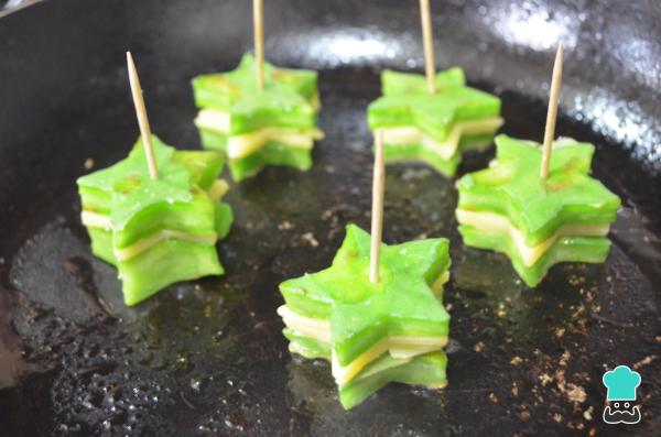 Receta de Nopales rellenos de queso - Paso 8