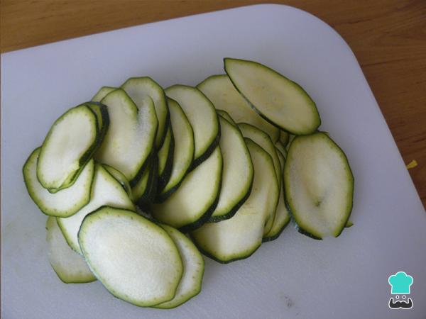 Receta de Carpaccio de calabacín y parmesano - Paso 2